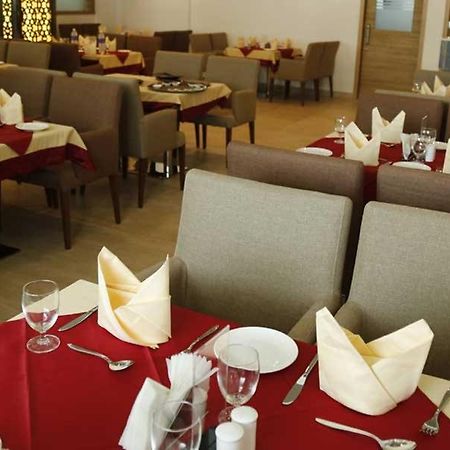 根尼亚古马里 Nakshatra Palace酒店 外观 照片