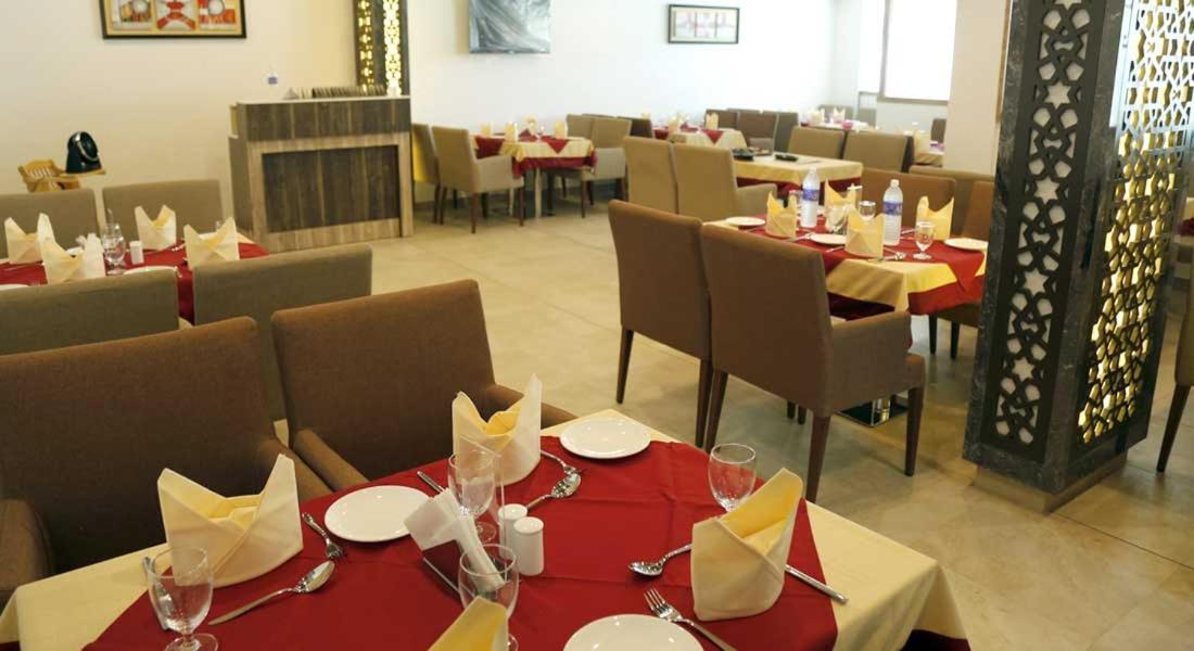 根尼亚古马里 Nakshatra Palace酒店 外观 照片