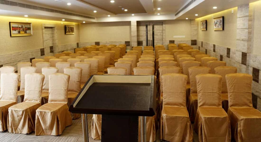 根尼亚古马里 Nakshatra Palace酒店 外观 照片