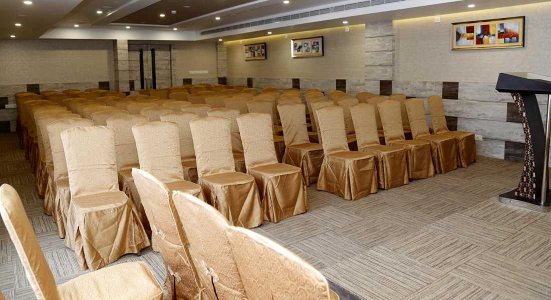 根尼亚古马里 Nakshatra Palace酒店 外观 照片